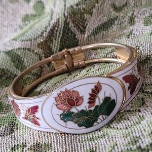 Elegant  Vintage Floral Cloisonne Enamel Clamper Bracelet
